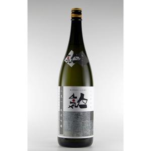 人気一　純米吟醸　黒人気　1800ml