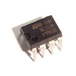 STMicroelectronics NE555N タイマー DIP 1000個｜kaito-shop