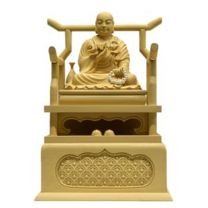 弘法大師坐像 空海 お大師さま 2.5寸#027 ◆白檀 木彫 仏像 木彫り仏像】 ☆白檀弘法大師（空海） 坐1.5寸 総高12.5cm 「真言宗脇
