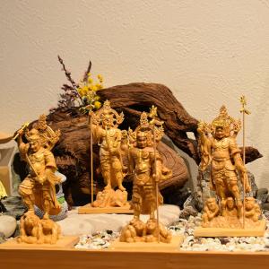 開運招福 木彫 柘植【七福神宝船】 幅16cm : 海宇工芸館 Yahoo!店