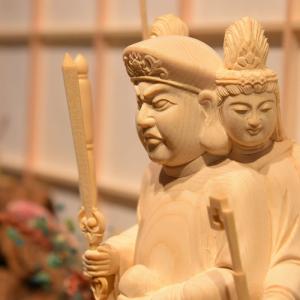 仏像 稲荷大明神 狐上立像 身丈5.0寸 総高33cm 桧木 お稲荷さん お稲荷