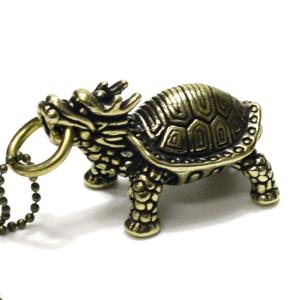 龍亀 ロングイ キーホルダー ろんぐい 金色 アクセサリー お守り 龍 亀