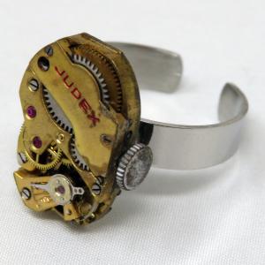 スイス・ラショードフォン国際時計博物館の若きアーティストが制作 ハンドメイ ド 手作り 1点限り！アンティークウォッチ・リング 9748｜kamashima