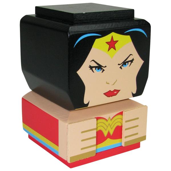 Entertainment Earth Wonder Woman Tiki Totem Action...