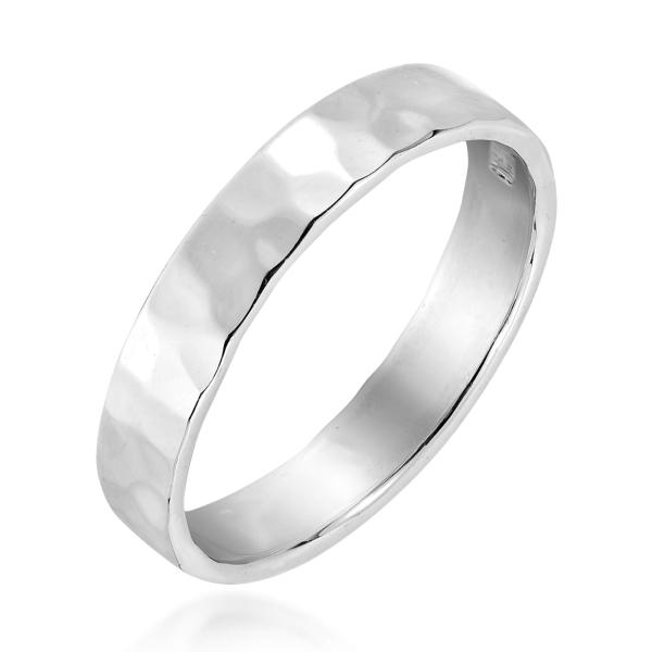 AeraVida Handcrafted Hammer Marks Textured Band St...