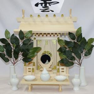 国産東濃檜製神棚 大神明(だいしんめい) 日本製神棚 一社神棚(神棚セット/神前用具7種セット中と造花榊付き)　白木 無塗装 桧 ひのき｜kamidana-morisio