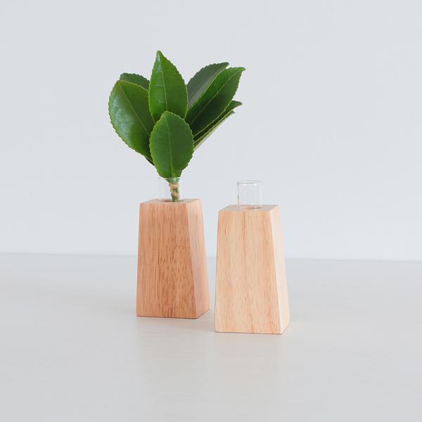 神棚 モダン 神具 Lotus raise 1対 榊立て 瓶子 モダン神具 さかき お供え お祀り ...