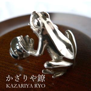 かざりや鐐 kzr-e-009 ピンバッジ「カエ...の商品画像