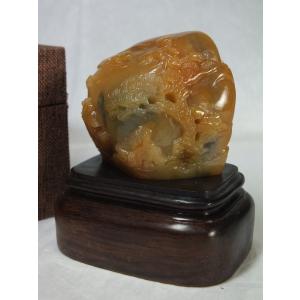 和田羊脂白玉（ホータンようしはくぎょく）原石（76mm） : 龍香堂