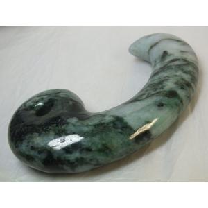 糸魚川翡翠 小滝産 33mm 勾玉 ブルー ディレクトリーカード付 16.19g