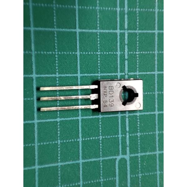 BD139　NPN型　中電力用トランジスタ　80V 1.5A SOT-32