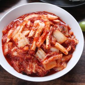 [冷]韓国市場 自家製 白菜 干し大根 キムチ/ 切り干し大根入り 韓国食品 韓国おかず 手作り　