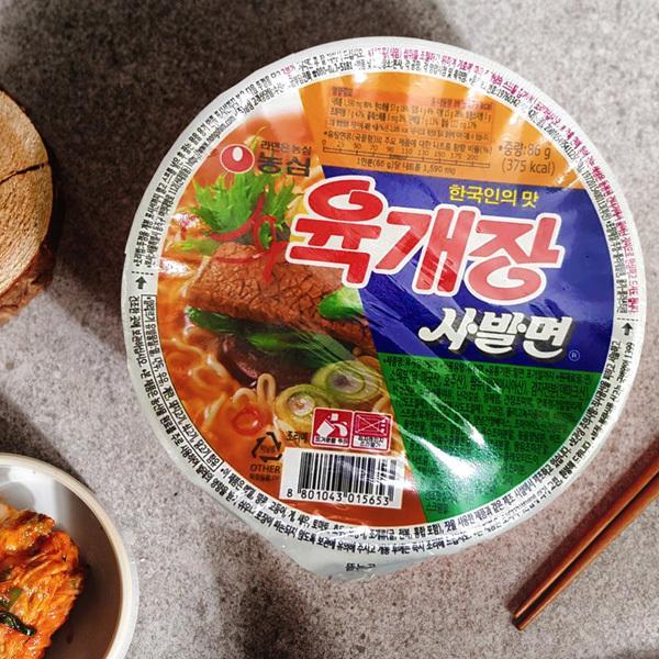 [農心]ユッケジャン カップ 86g/韓国ラーメン/らーめん/カップ麺