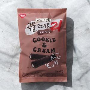 [KEMY] 焼きたて 穀物そのまま21 クリスピーロール菓子 クッキー＆クリーム味 150g / 韓国食品 韓国お菓子 穀物菓子 韓国市場 爆買