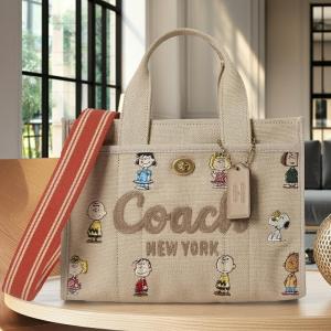 2025新作 COACH x ピーナッツ コラ...の詳細画像1