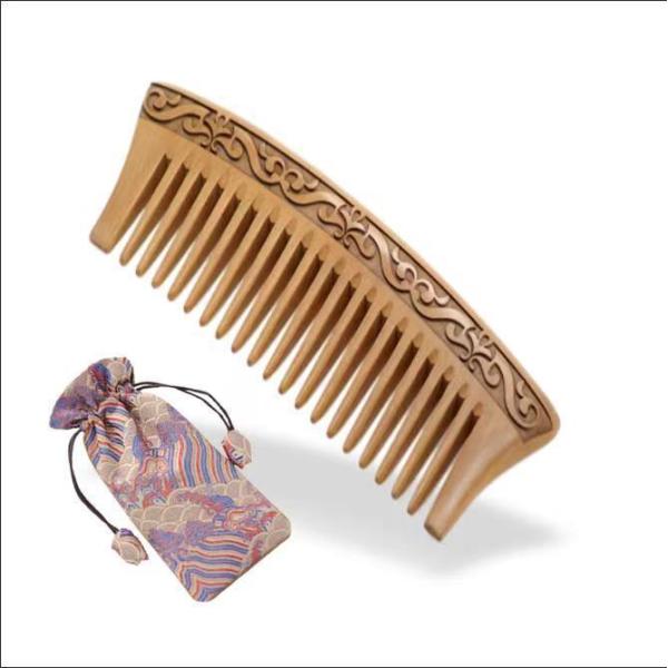 つげ櫛 桃の木 櫛 木製 つげのくし 木の櫛 ヘアブラシ 高級 女性 静電気防止 くせ毛 ブラシ つ...