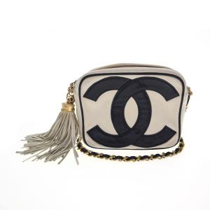 【中古】CHANEL シャネル ココマーク タッセル付き ショルダーバッグ ヴィンテージシャネル チェーンショルダー フリンジ レディース メンズ バッグ ホワイト