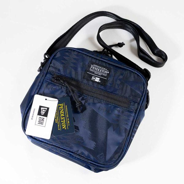 ニューエラ NEWERA かばん バッグ コラボ スクエア ショルダーポーチ 1.5L Pendle...
