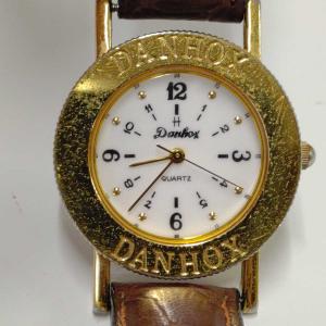 【中古】Danhox QUARTZ 腕時計 レディース｜kaucowking