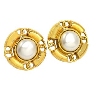 シャネル イヤリング CHANEL アクセサリー ラウンド型 ココマーク パール ゴールド オフホワイト レディース POJ10002
