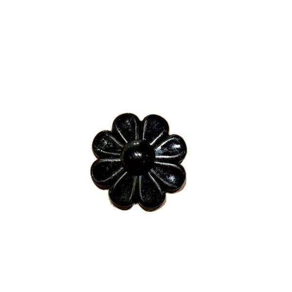 黒重目菱座飾鋲