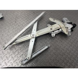 ｂＢ  NCP30 右 フロント ドア レギュレター モーター 85710-52050