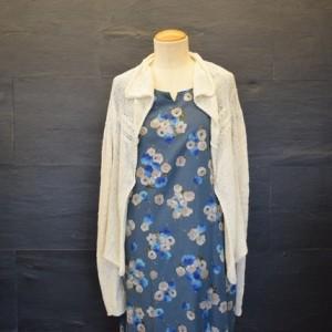 センソユニコ イオコムイオ　カーディガン　麻　クリーム色　38