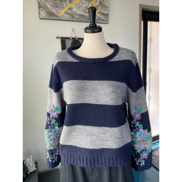 セモア　中古　レディース　トップス　ニット　長袖　ボーダー　袖刺しゅう　美品　