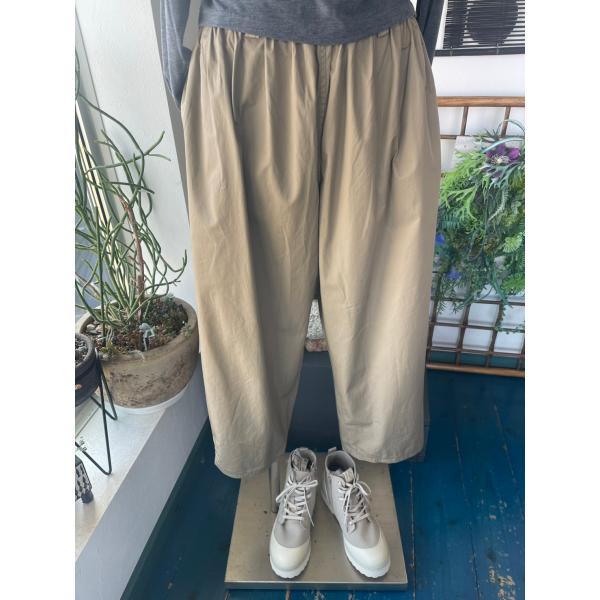 パルティクラール　中古　リサイクル　レディース　ボトムス　パンツ　ゆったり　ベージュ　美品