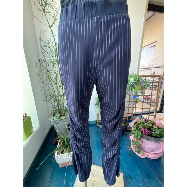 センソユニコ　イオコムイオ　センソ　中古　ボトムス　パンツ　紺　ストライプ　美品　希少品