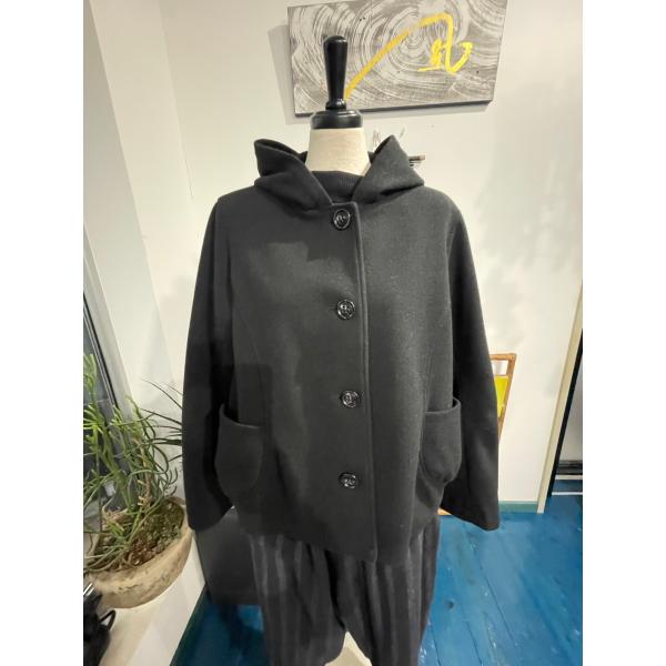 センソユニコ　t.b　中古　センソ　レディース　トップス　アウター　ジャケット　フード付き　黒　美品...