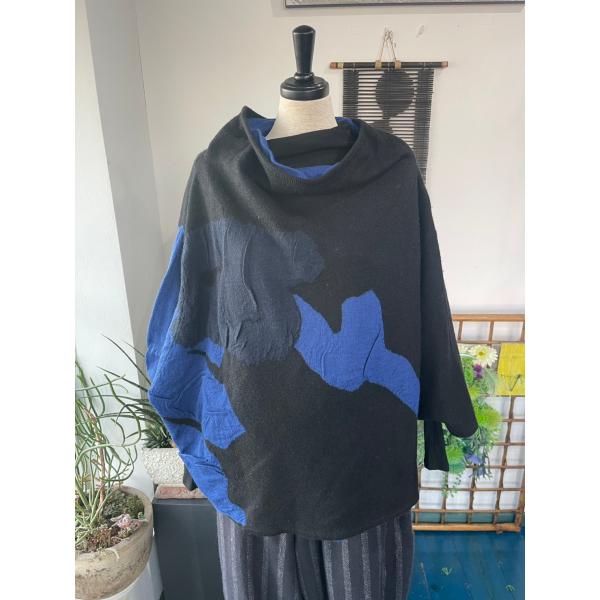 中古　レディース　トップス　ニット　ゆったり　抽象柄　美品