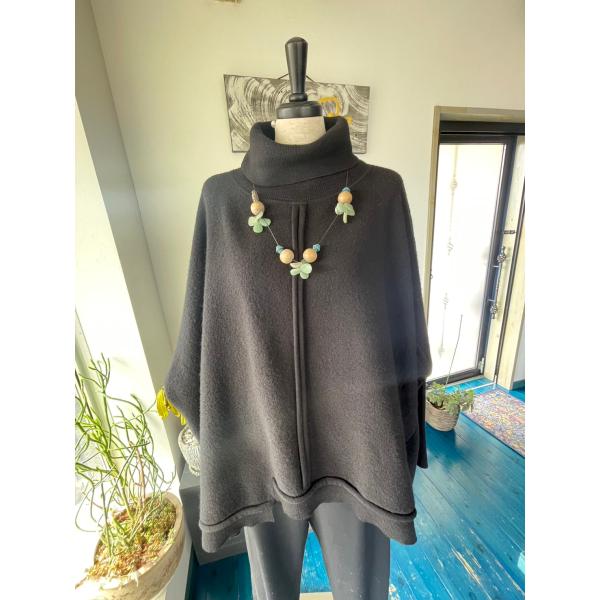 センソユニコ　萌　センソ　中古　レディース　トップス　ニット　黒　タートルネック　ゆったり　美品