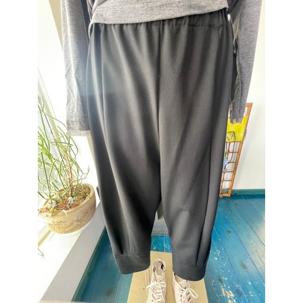 センソユニコ　芽風　中古　センソ　ボトムス　パンツ　シンプル　黒　美品　新古品　未使用品（タグなし）