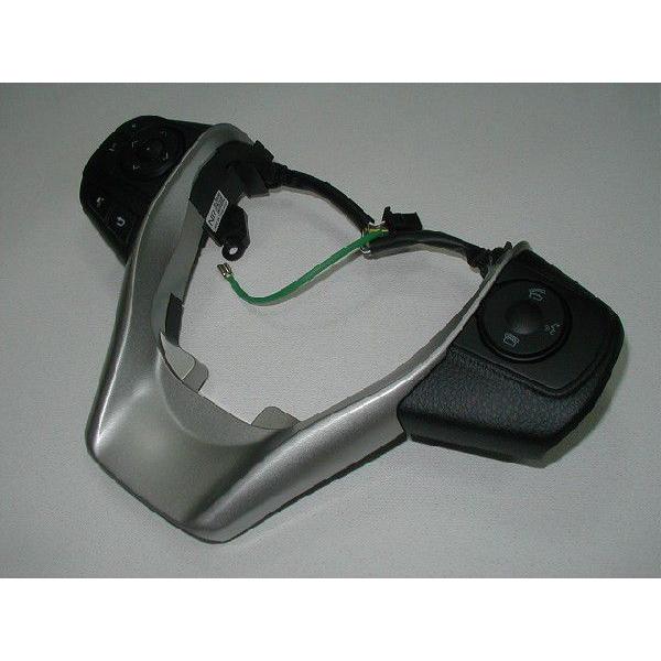 トヨタ純正　ステアリングスイッチ左右　ノア 80系