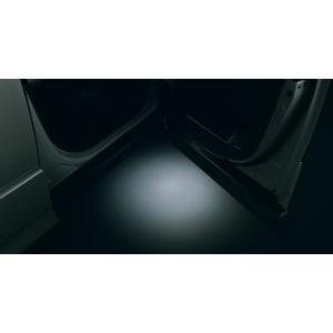 トヨタ純正　エントリーライト　ヴォクシー 80系