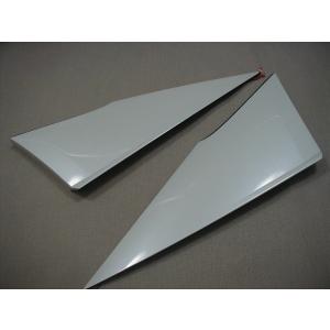 トヨタ純正　カラードクォータピラーカバー (Cピラー)　プリウス 50系