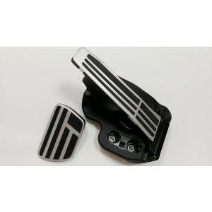 新品　210系クラウンに　レクサス純正アルミペダル 4点　IS F / GS F トヨタ（TOYOTA） レクサス純正 アルミペダルセット クラウン 210系