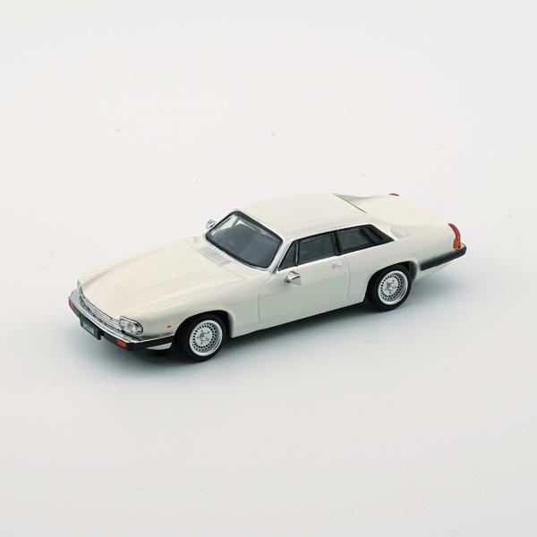 モデルカー 1/64 BM CREATIONS ジャガー XJS 1984 グレイシアホワイト (L...