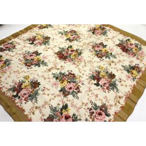 アクアスキュータム スカーフ 花柄 シルク ブランド 小物 レディース ホワイト×ゴールド系 Aqu...