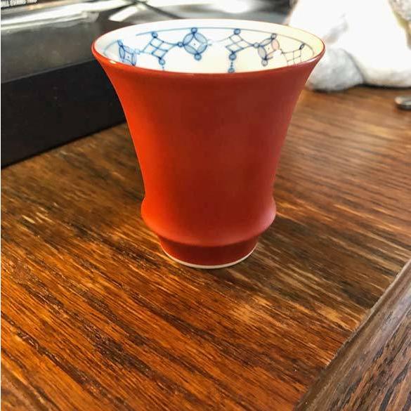 有田焼　酒グラス／朱巻瓔珞