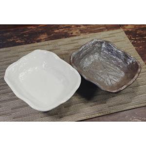 KB102　和心18cm長角煮物鉢　黒＆白  [美濃焼/日本製/陶磁器/和食器/和風/角鉢/中鉢/お...