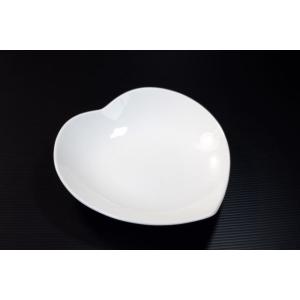 少し深さがあるNBハート17x16.7cmプレート★アウトレット品★MKJ  KZ263