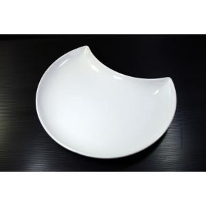 OZ251 白２４ｃｍ月形プレート　MNM★アウトレット品★