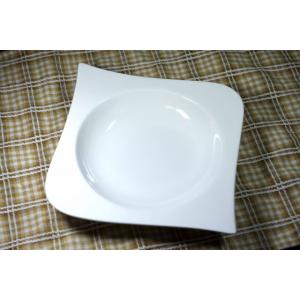 PS115　Vistaスクエアクーププレート18.3cm