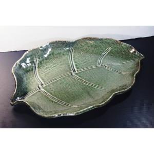 WZ053 ★万古焼★大きな織部木の葉37×26cm盛皿・大皿　[日本製/陶磁器/アウトレット品]