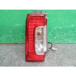 タント DBA-LA600S 左テールランプ X SA2 81561-B2350