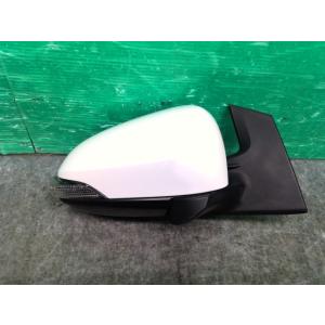 アクア DAA-NHP10 右ドアミラー S スタイルブラック 87910-52D70