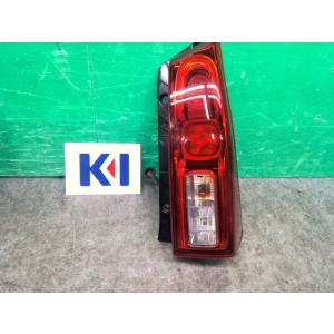タント 6BA-LA660S 右テールランプ Xセレクション 4WD 81551-B2430
