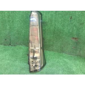 パレット DBA-MK21S 右テールランプ